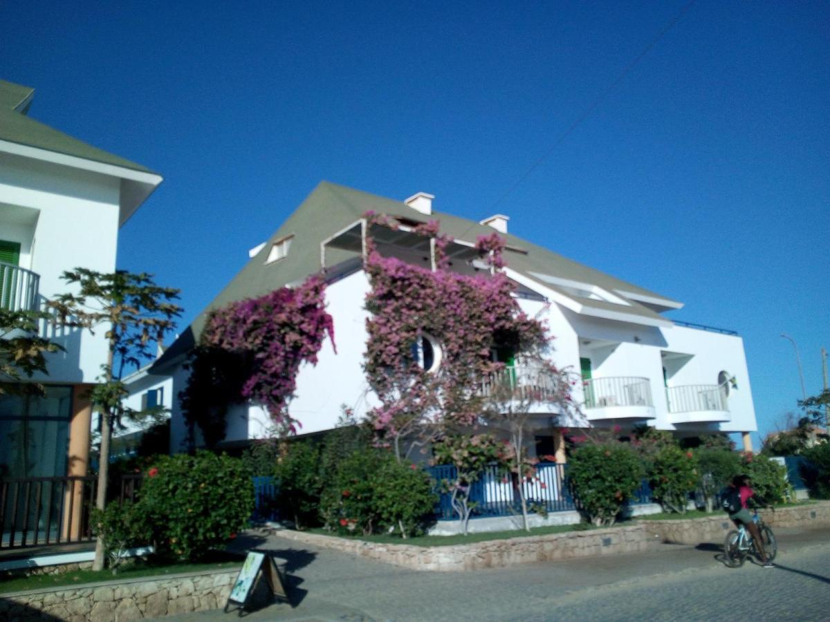 Sal Service Leme Bedje Residence Santa Maria Bagian luar foto
